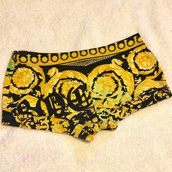Versace womens shorts Barroco black gold unique vintage and silver loop at front - Picture 9 of 10
